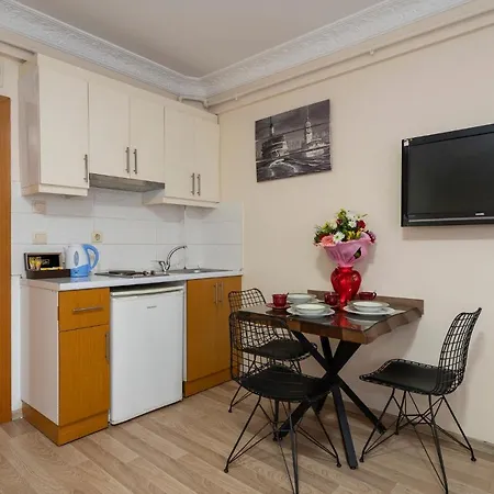 Bed & Breakfast Taksim Fidan