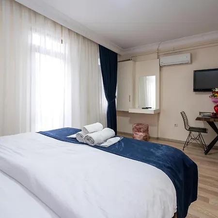 Oda ve Kahvaltı Taksim Fidan
